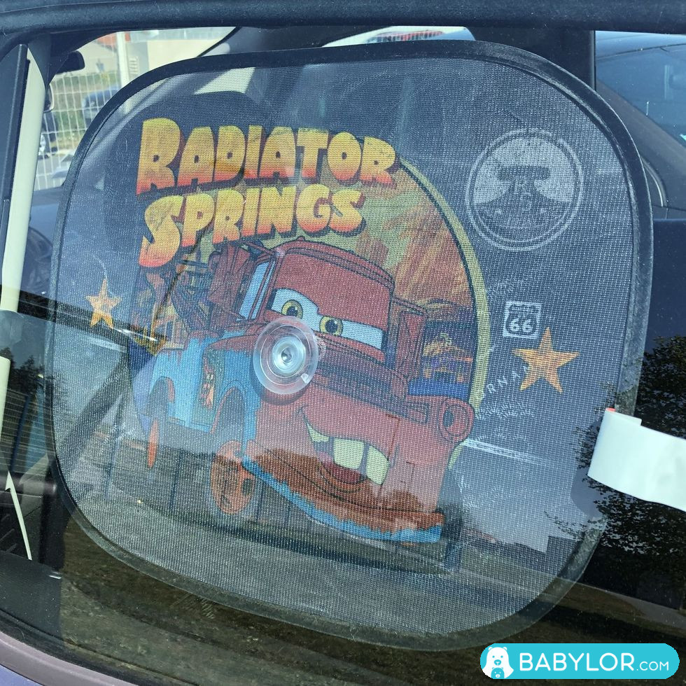 Pares-soleil Disney Cars Radiator Springs pour voiture
